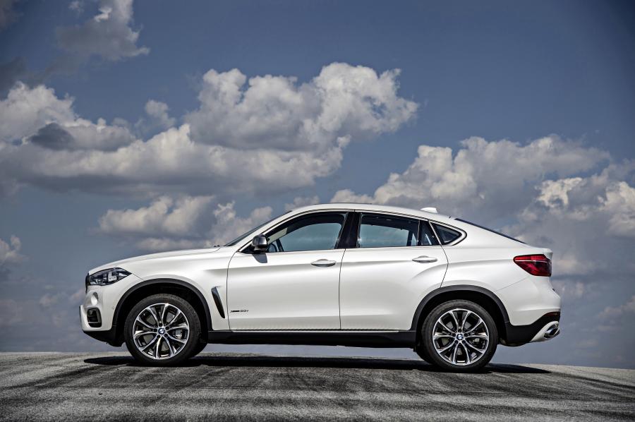  BMW X6 xDrive 5.0i 2015 года  (фото 75 из 113)